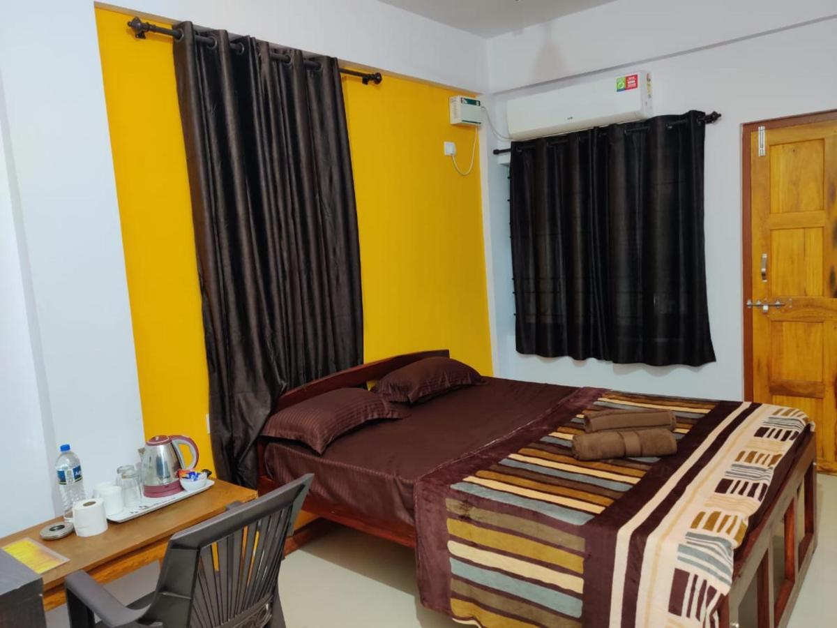Rishi House Hotel Arambol Exterior photo